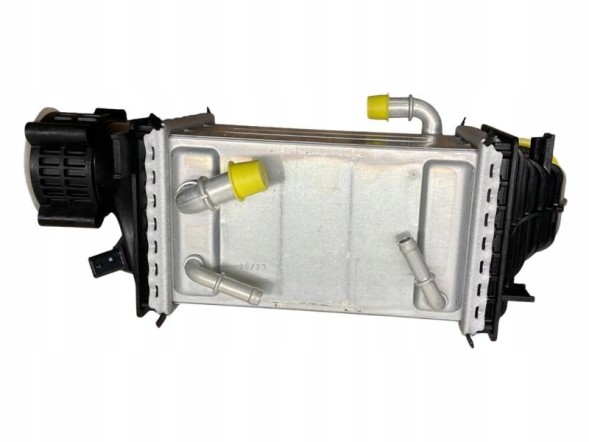 Volkswagen OE 04E145785M Oe volkswagen 04e145785м кулер інтеркулер vw гольф viii