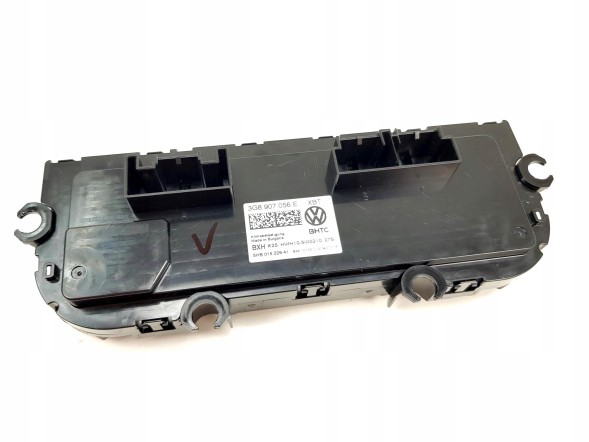 Volkswagen OE 3G8907056E, DWP508189OE Панель керування клімат-контролем VW Arteon Passat B8 3G8907056E