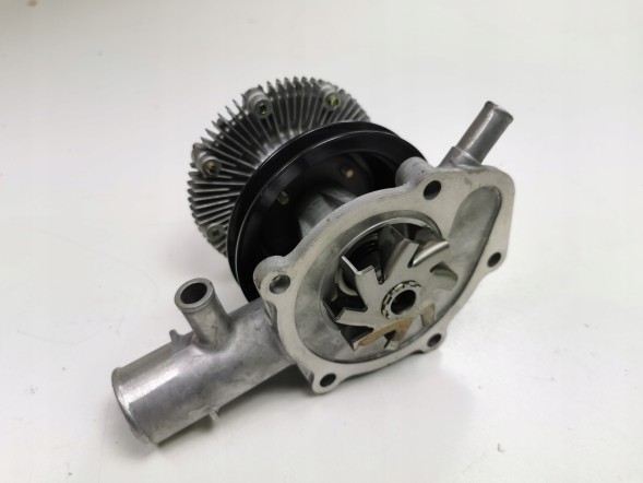 Toyota OE Водяний насос (помпа) Toyota Celica Corolla Carina OE 16100-28020