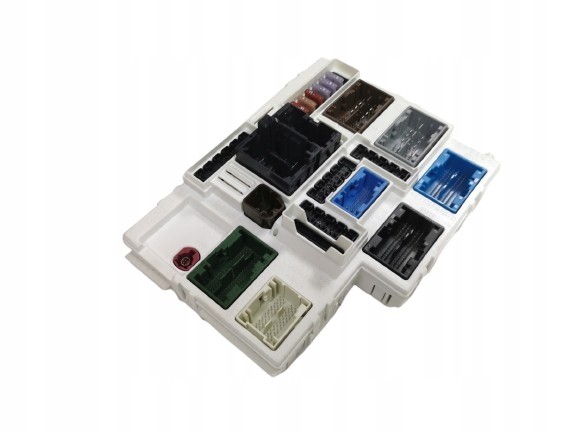 Peugeot OE 1697856880 Б/у блок запобіжників peugeot 308 t10 2022 03234-21-12227 1697856880