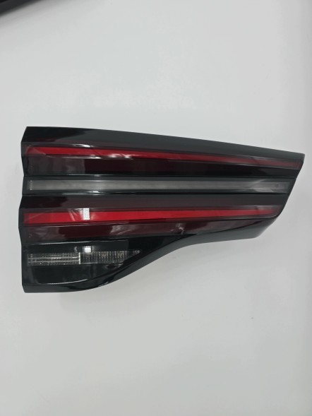 BMW OE НОВІ ОРИГІНАЛЬНІ ЗАДНІ ЛІХТАРІ БАГАЖНИКА BMW X3 G01 9463051 9463052