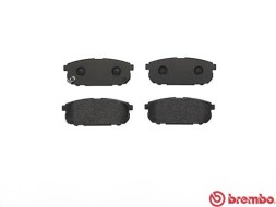 P30023 BREMBO Комплект гальмівних колодок з 4 шт дисків