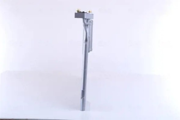 Nissens 940764 Конденсатор радіатора кондиціонування повітря 940764 nissens
