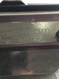 Audi OE AUDI A8 D5 РЕШІТКА ПОВІТРЯ 4N2820951