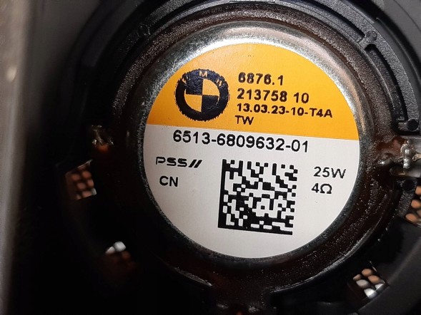 BMW OE 7455706 7455704 (N.67) ORG ЩИТОК ТРИКУТНИК ДИНАМІКА HARMAN ПРАВИЙ ПЕРЕДНІЙ BMW X6 G06 LCI 7455706 12км