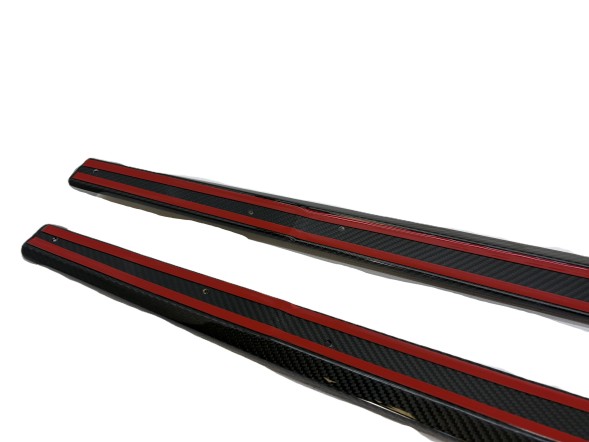 Китай KOMPLET Listwa dokładka boczna próg prawa CARBON AUDI RS6 C8 Perfectauto24 НОВІ Бічні накладки порогів праві КОМПЛЕКТ ВУГЛЕЦЕВІ (CARBON) AUDI RS6 C8