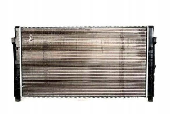 Thermotec THED7W019TT(iMOTO) Охолоджувач двигуна vw transporter iv 1.9d-2.8 07.9 + набір водія #37