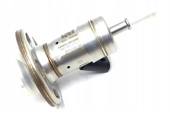 Audi OE 05L131113E Audi VW Б/у форсунка AdBlue Audi VW 05L131113E