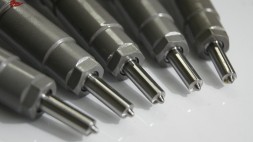 Iveco оригінальне обладнання 0445111143 Форсунка iveco 2.3 hpi euro6 0445111143 5802846337
