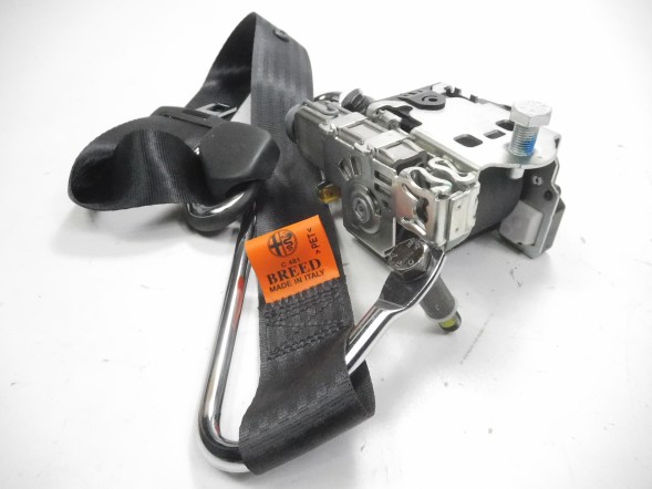 Alfa Romeo OE ПРАВИЙ ПЕРЕДНІЙ РЕМІНЬ БЕЗПЕКИ ALFA ROMEO GT 03- OE 156050132