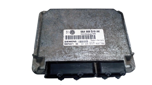 Volkswagen OE 06A906019AK 5WP4371 03 BEZ IMMO przygotowany w SDK Блок керування 06A906019AK 5WP4371 03 БЕЗ ІММО