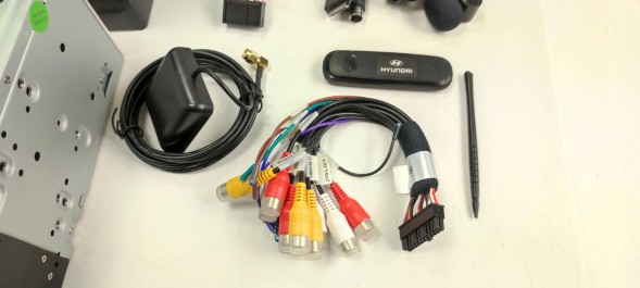 Hyundai OE РАДІО 2 DIN USB AUX NAVI GPS МОДЕМ HYUNDAI i30 SW860-R