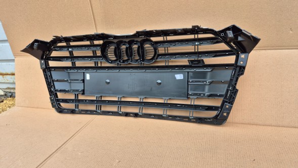 Audi OE GRILL AUDI S5 8W6 PRZEDLIFT 2016-2019 KPL Z EMB Решітка радіатора (гриль) Audi S5 A5 F5 8W6 16-19 Комплект OE 8W6853651AP Оригінал Нова