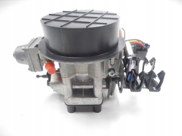 Ford OE Центральне вприскування Ford Fiesta 1995-2002 (DX) OE 7095620