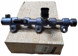 Renault OE 175215697R трубка розподільника, паливо