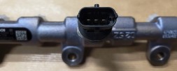Renault OE 175215697R трубка розподільника, паливо