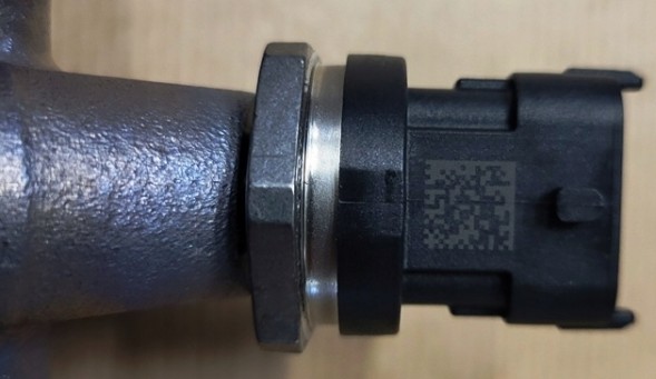 Renault OE 175215697R трубка розподільника, паливо