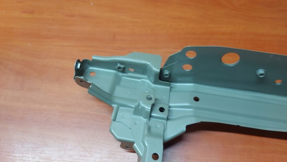 Toyota OE 53203-02901 COROLLA E21 SEDAN КРОНШТЕЙН СТОЯК ПОСИЛЕННЯ РЕМІНЬ ЛІВИЙ ПЕРЕДНІЙ TOYOTA COROLLA E21 19-
