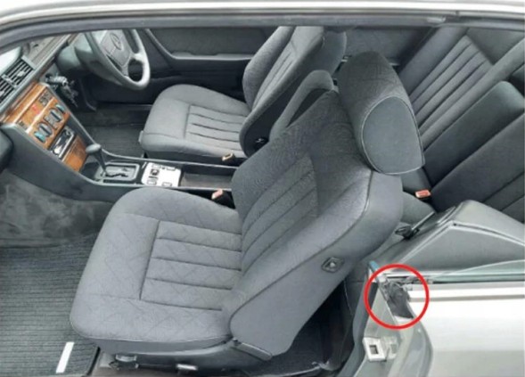Китай UsSłB124 Прокладка стійки B Mercedes c124 Купе/Кабріолет Нова
