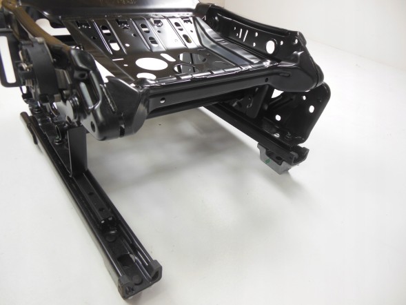 Ford OE База сидіння Ford OE 1528438