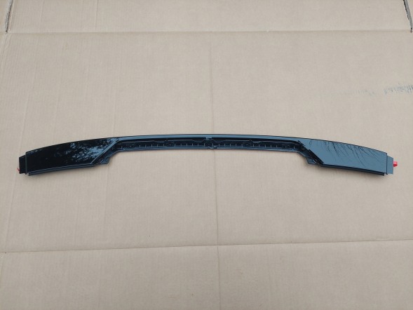Volkswagen OE 3G0827952A GT6208 VW PASSAT B8 СПОЙЛЕР НА КРИШКУ БАГАЖНИКА ЧОРНИЙ ЛОГОТИП 3G0827952A
