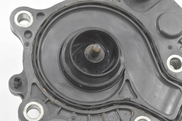 Hyundai OE ВОДЯНИЙ НАСОС 161A0-39015 TOYOTA AURIS II E18 PRIUS III XW30 PRIUS ПЛЮС 1.8ГОД