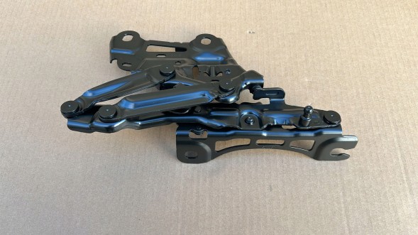 BMW OE 9629173 41009629173 BMW X2 U10 ЗАВІСА КАПОТУ ЛІВА ПЕРЕДНЯ BMW X2 U10