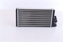 70220 NISSENS Радіатор системи опалення салона