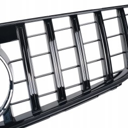 PELOPTICAR A204037 ГРИЛЬ АТРАПА MERCEDES W204 C204 S204 07-11 PANAMERICANA ЧОРНИЙ ГЛЯНЕЦЬ