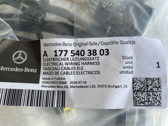 Mercedes-Benz OE A1775403803 mb/AK Mercedes A-Class W177 установка PDC бампера переднього А1775403803