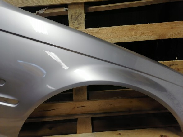 Polcar BŁOTNIK PRAWY PRZÓD BMW E46 PRZEDLIFT 354 SEDAN KOMBI 1998-2001 БРИЗКОВИК ПРАВИЙ ПЕРЕДНІЙ BMW E46 ПЕРЕДЛІФТ 354 СЕДАН УНІВЕРСАЛ 1998-2001
