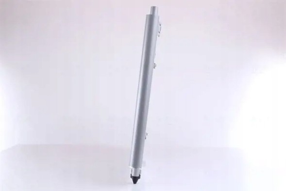 Nissens 940433 Конденсатор радіатора кондиціонування повітря 940433 nissens
