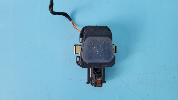Mercedes-Benz OE W205 C220 CZUJNIK SENSOR DESZCZU A2059008421 Mercedes w205 c220 датчик сенсора дощу a2059008421