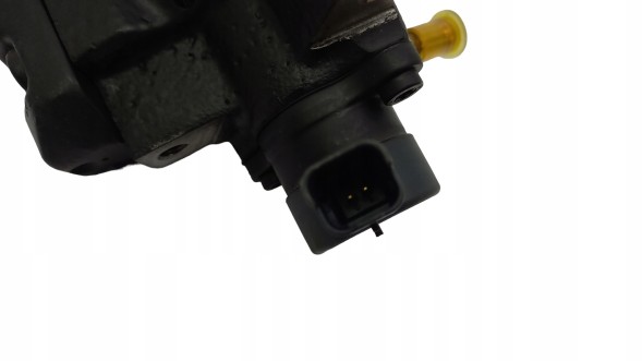 Bosch 0 986 437 005 Насос високого тиску