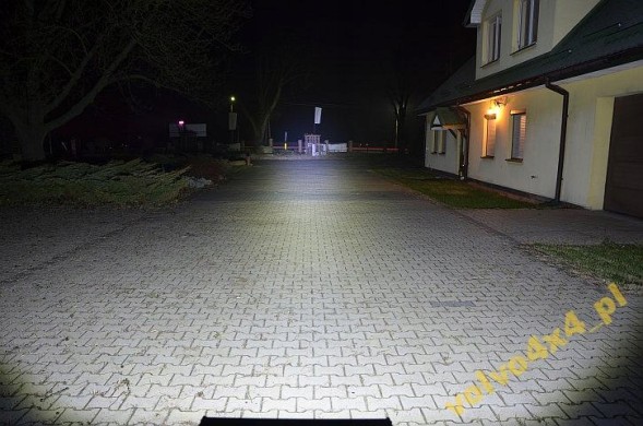 Китай BCD90S8 РЕФЛЕКТОР 90W LED РОБОЧА ЛАМПА CREE PROFI 12V 24V