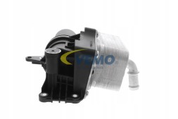 Vemo V30-60-1351 Охолоджувач масла vemo v30-60-1351 mercedes 1.5d-2.2d 11.11-