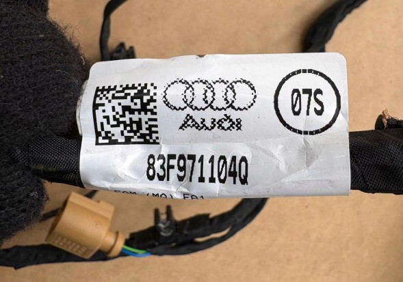 Audi OE Nowa Instalacja Wiązka Zderzaka Tył Tylnego 83F971104Q AUDI Q3 83A OEM 6xPDC + 2xRADAR Нова проводка бампера заднього для Audi Q3 83A 83F971104Q OEM