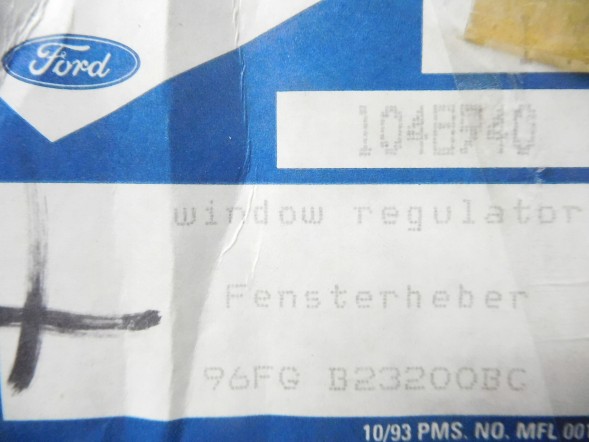 Ford OE СКІДОПОДІЙНИК ПЕРЕДНИЙ ПРАВИЙ FORD FIESTA MK4 OE 1048940