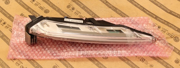 Porsche OE 95B953050D#aa Porsche macan турбо 95b 13-19 світлодіодне світло drl галоген новий 95b953050d