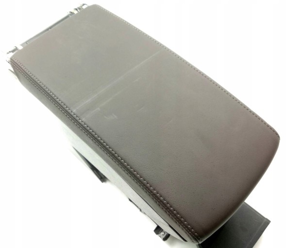 Volkswagen OE 3C0864207Q, DWP511076OE Підлокітник VW Passat B6 3C0864207Q