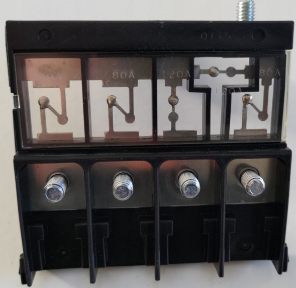 Mitsubishi OE WB/8571A003 Mitsubishi outlander клема акумулятора плюс запобіжники комплектні