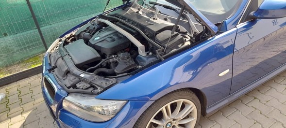 MW TECHNOLOGY M-0058 Стойка передня BMW 3 E90 E91 E92 E93