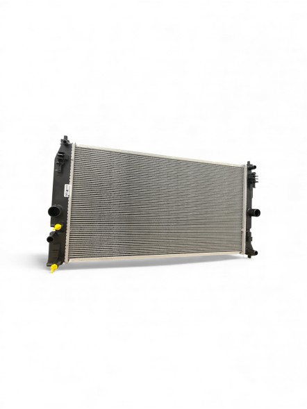 AHE Radio21212/1512456123 Комплект радіаторів LEXUS UX 1.8 16- 164000T431 1640037311