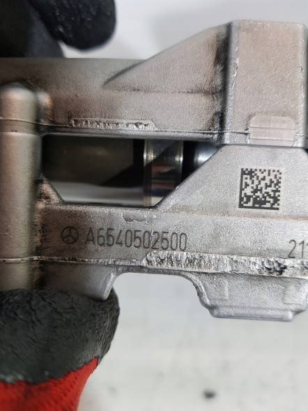 Mercedes-Benz OE A6540502500 A6540501300 Розподільчі вали з корпусом A6540502500 Mercedes W213 W205 2.0 CDI 654920