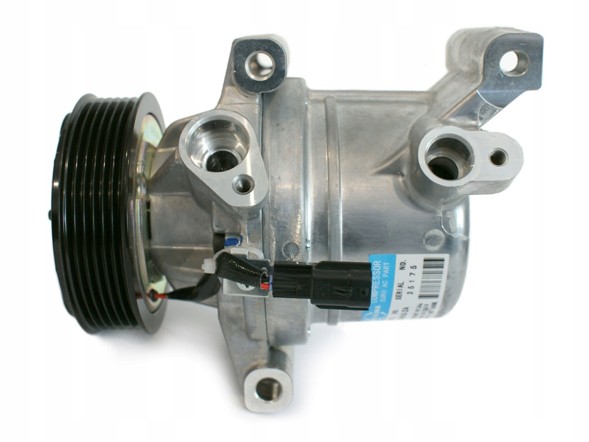 EURO KLIMA C699495R / 699495 / 926004475R / T99006AA / 926005154R КОМПРЕСОР КОНДИЦІОНЕРУ DACIA DUSTER 1.5 DCI (16-) 926005154R