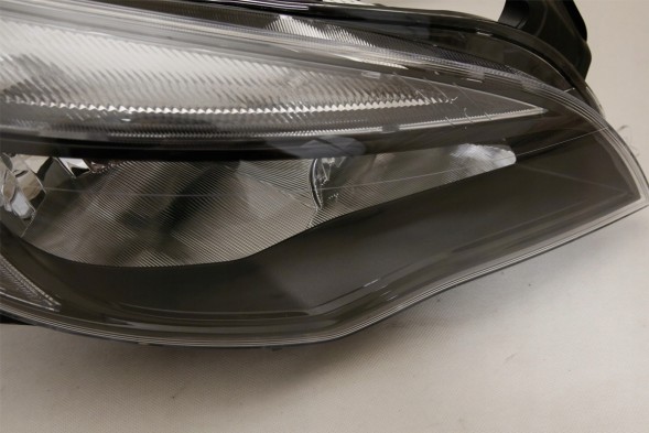 TYC 551110DE MHM TUNING Фара фронтальна лампа tyc opel astra iv 4 j lift 2013-2019 r
