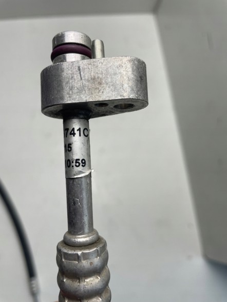 Volkswagen OE ТРУБА КОНДИЦІОНЕРА AUDI 8W0816741C