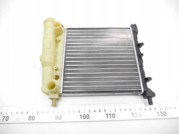 Fiat OE Радіатор водяний Fiat / Valeo Fiat Uno OE 7739938