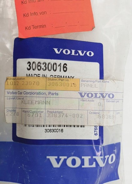 Volvo OE 9150688 ДЕКОРАТИВНА ПЛАСКА, ЗАМОК БАРДАЧКА VOLVO V70 S70 30824243