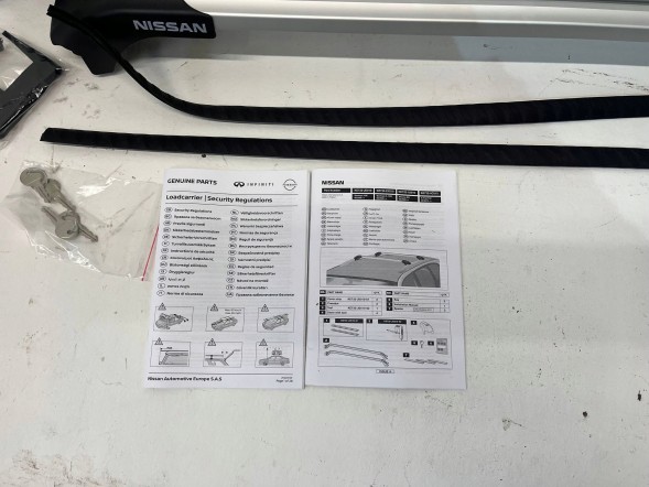 Nissan OE KE732-4c010 Nissan X TRail T32 балки багажника релінги 14 -